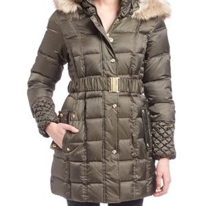 Beautiful like new XL Betsy Johnson winter coat with fur hood